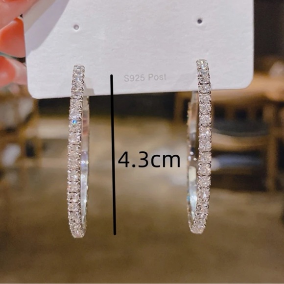 New Sterling Silver White Sapphire Minimalist Luxury Classic Hoop Earrings - Picture 5 of 16